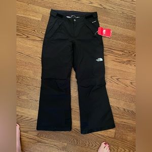 The North face boys ski pants size 12/14